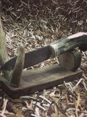 Koleksiyonluk Damascus Bıçak ve El Yapımı Boynuz Standı