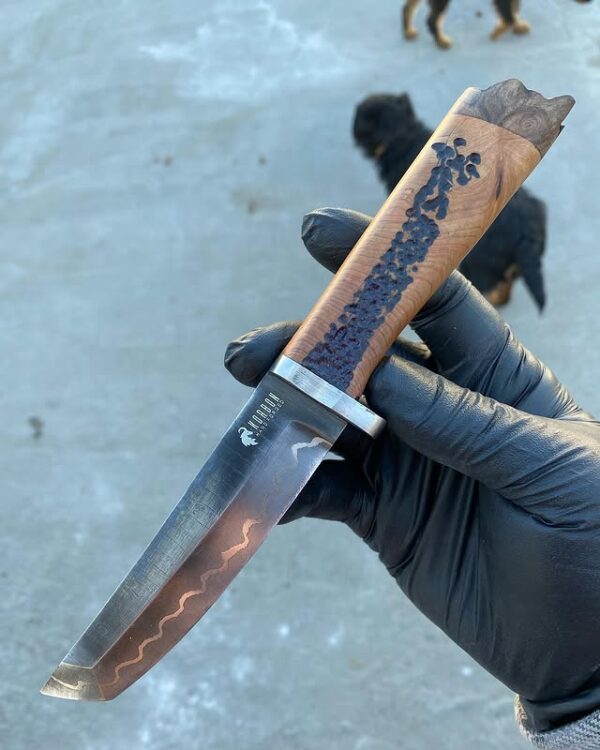 Dalgalı Hatlı Outdoor Bıçak