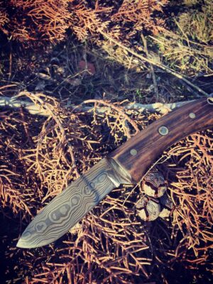 Ceviz Saplı Damascus Outdoor Bıçak