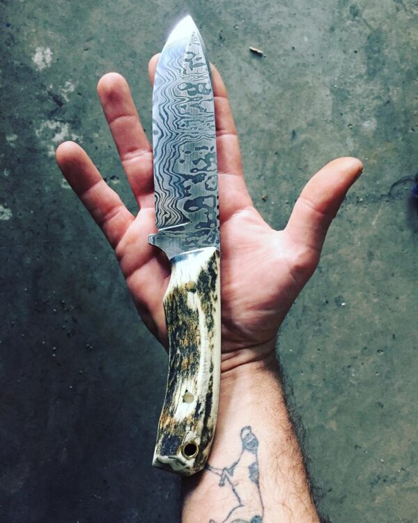 Damascus Avcı Bıçağı Boynuz Kabzalı