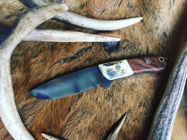 Çok Yönlü Damascus Kamp Bıçağı