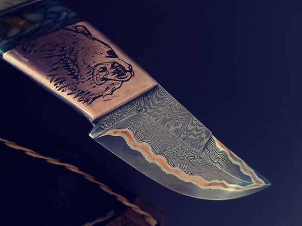 Akrilik Saplı Damascus Bıçak