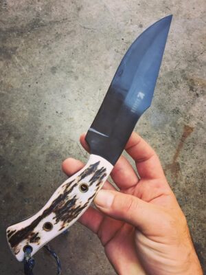 Boynuz Saplı Karartılmış Avcı Bıçağı