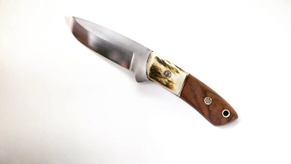 N690 Doğa Kaşifi Bıçağı