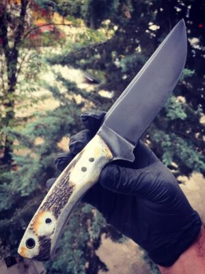 Boynuz Kabzeli Çok Amaçlı Bıçak (Karartılmış Ağız)