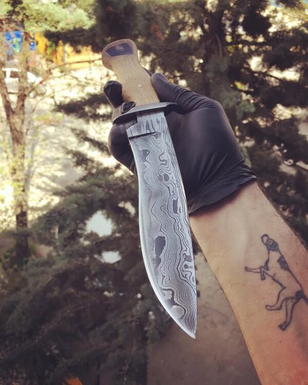 Damascus Desenli Ceviz Saplı Av Bıçağı