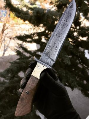 Damascus Desenli Ceviz Saplı Av Bıçağı
